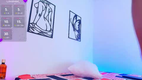 Darelyn online show from November 19, 9:24 pm