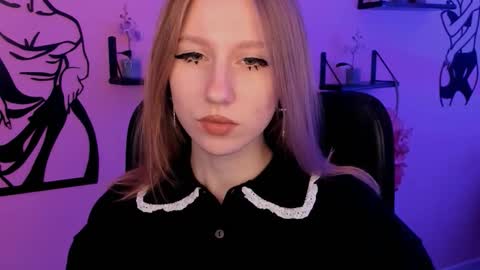 Daria Tate online show from September 14, 8:49 am