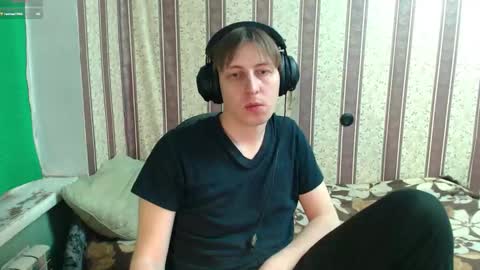 darienlarge online show from November 13, 6:43 pm