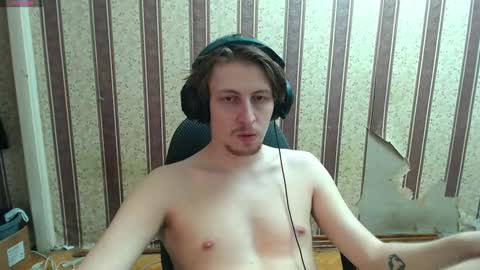 darienlarge online show from September 10, 8:10 pm