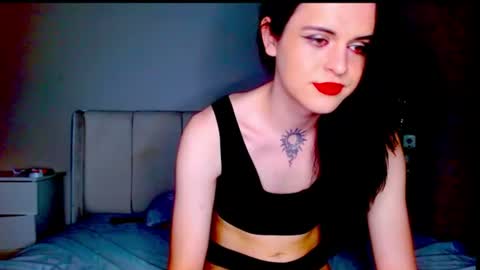 Alice Lee online show from July 30, 3:45 pm