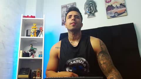 Darius Phoenix  online show from March 11, 9:13 am