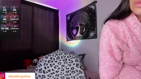 Snapshot of dark_angel_ink_ chatting on October 16, 11:10 am LUISA  online show from October 16, 11:10 am
