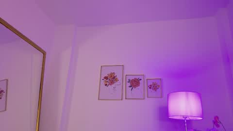 dark_angell77 online show from July 22, 11:34 am