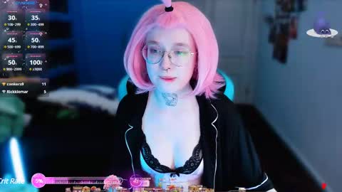 Lucious Foijieh online show from February 22, 4:30 pm