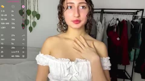 Emily online show from October 29, 7:21 am