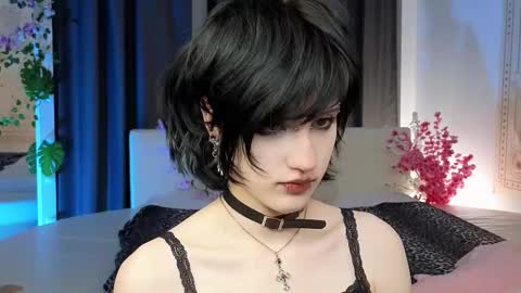 Snapshot of dark_vamp_ chatting on March 1, 6:32 pm Vamp  online show from March 1, 6:32 pm