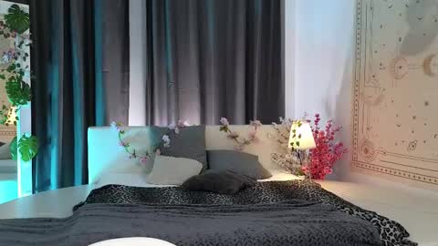 Snapshot of dark_vamp_ chatting on March 3, 11:44 am Vamp  online show from March 3, 11:44 am