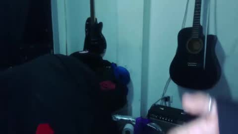 darkclothes online show from February 12, 3:18 am