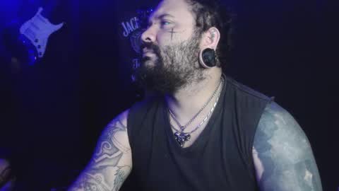 darkclothes online show from September 17, 8:18 am