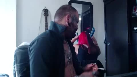 darkclothes online show from February 17, 7:33 pm