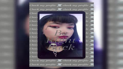 Snapshot of darkling_b chatting on October 22, 3:21 am Camila online show from October 22, 3:21 am