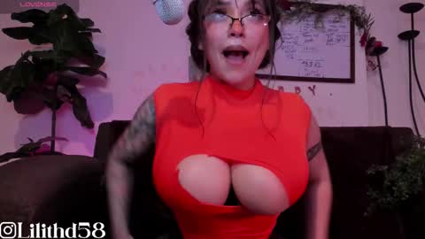 darknes_lilith18 online show from December 17, 2:18 am