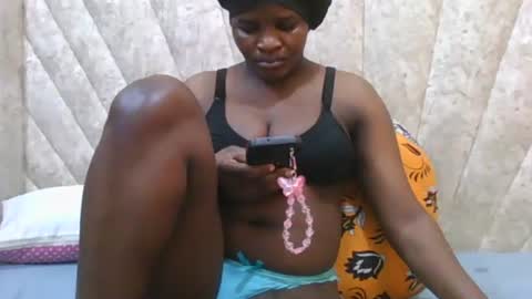 SHANICE online show from December 20, 12:01 pm