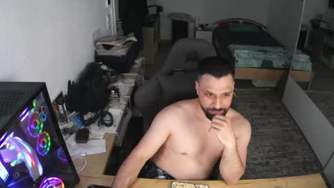 darkschneider_ online show from April 22, 10:39 pm