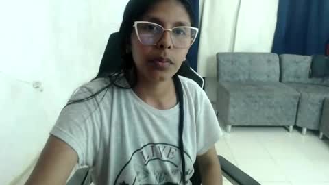 Darsha online show from June 5, 6:46 pm
