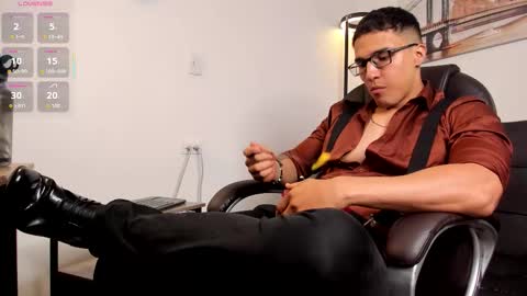 Dash online show from December 17, 1:07 pm