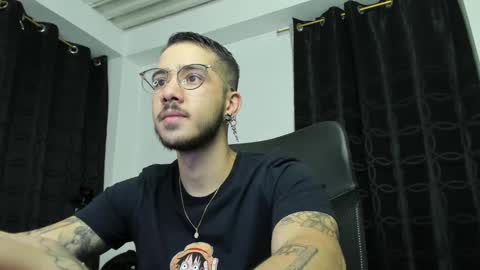 dash lowell   online show from January 28, 5:54 am