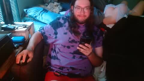 datguy2b online show from September 14, 5:25 pm