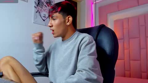 angel online show from December 21, 5:25 am