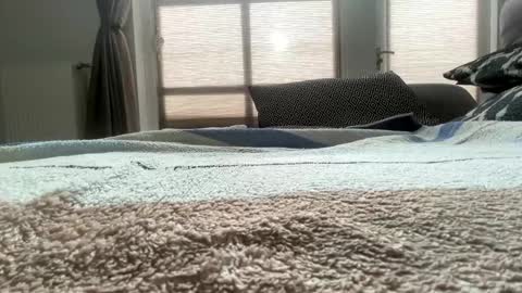 dave76b online show from February 14, 10:59 am