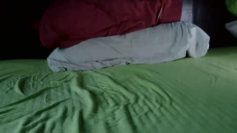 dave77a2200 online show from January 3, 1:24 pm