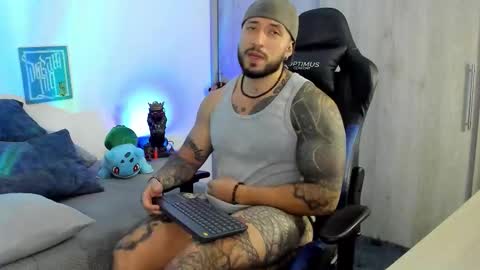 DAVE MAX online show from November 26, 2:42 am