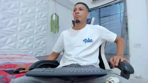 dave online show from September 15, 12:39 pm