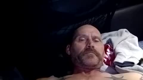 Snapshot of davedowning042075 chatting on February 12, 1:19 am davedowning042075 online show from February 12, 1:19 am