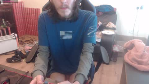 dave online show from December 6, 10:22 am