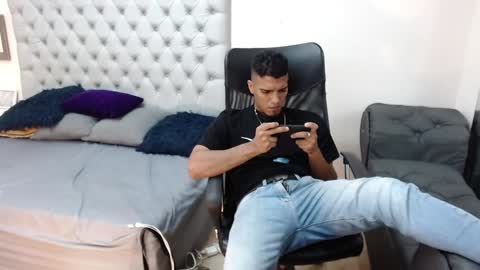 david_bandercock online show from January 4, 7:34 am