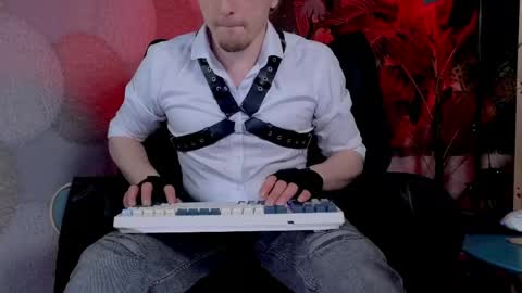 Vincente online show from April 2, 8:16 pm