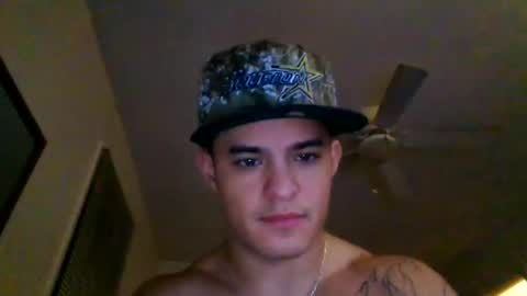 davidfry25 online show from December 8, 5:39 am