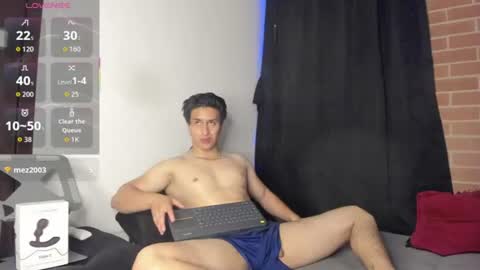 davidx_x21 online show from June 30, 10:25 am