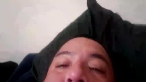 davidzhere222800 online show from January 18, 9:45 pm