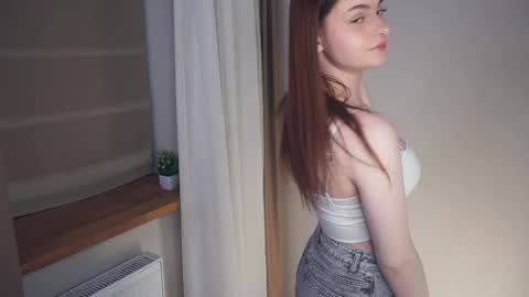 Louise online show from April 16, 10:34 pm