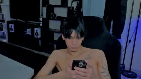 davis online show from April 8, 1:36 pm