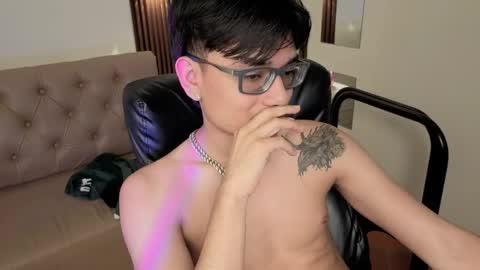 davoxer online show from April 9, 6:19 am