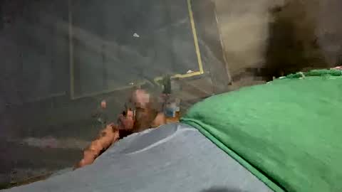 davzsoher online show from February 2, 2:48 am