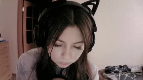 Alice online show from March 12, 9:12 am