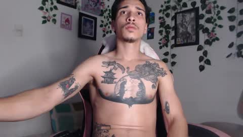 dazzayy online show from December 9, 12:23 am