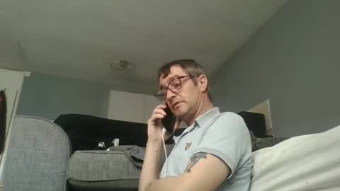 Dazzill online show from April 12, 4:55 pm