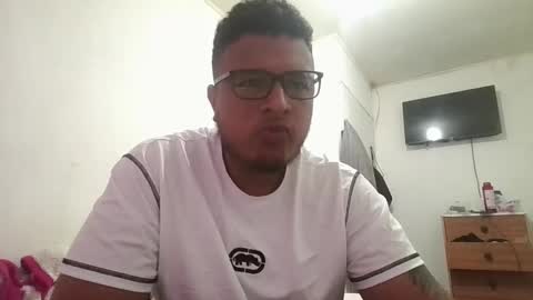 dc333777 online show from March 12, 12:31 pm