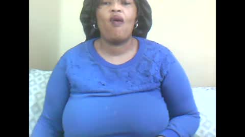 ddboobsnipples online show from February 3, 6:40 am