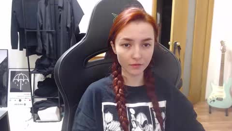 freak online show from December 2, 8:50 pm