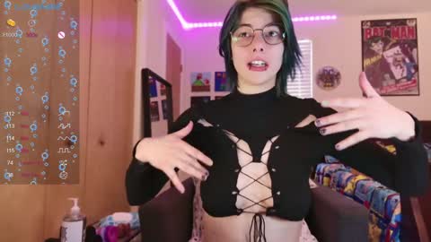 Snapshot of deadratsoup chatting on December 23, 3:55 pm Rat online show from December 23, 3:55 pm