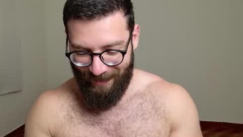 Snapshot of deanlek chatting on October 31, 8:42 pm Dean online show from October 31, 8:42 pm