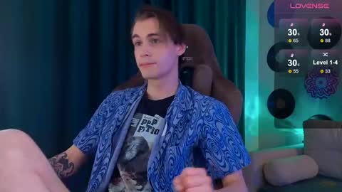 Samuel online show from April 15, 7:58 pm