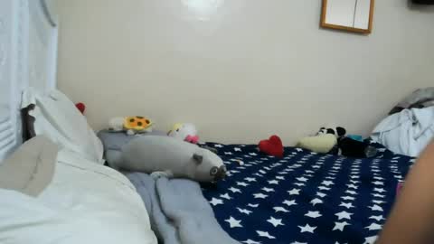 deedzee online show from June 19, 8:53 am