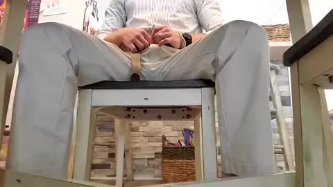 deejaychats online show from April 17, 6:43 pm